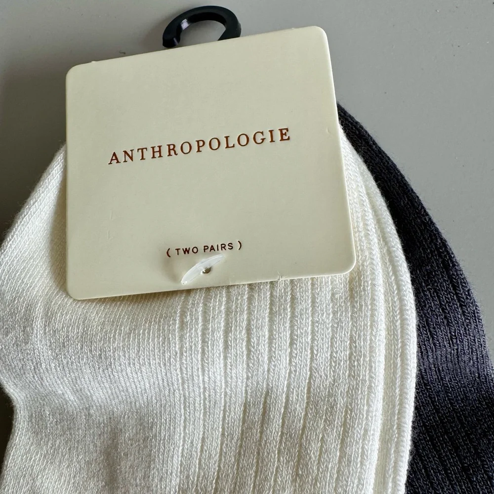Anthropologie Women’s 2 Pack NWT Novelty SOCKS Bow and Bear